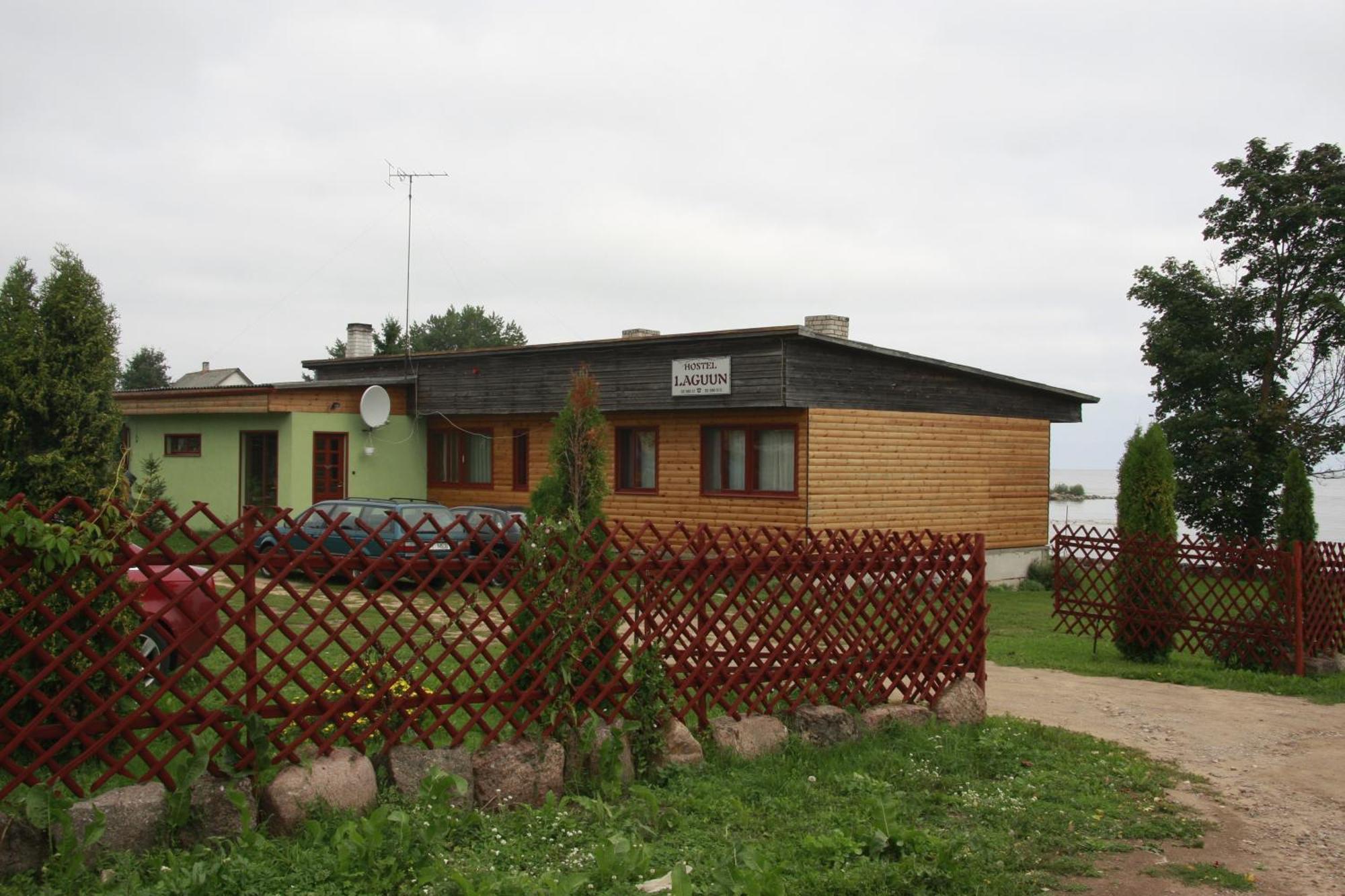 Hostel Laguun Kallaste  Exteriör bild