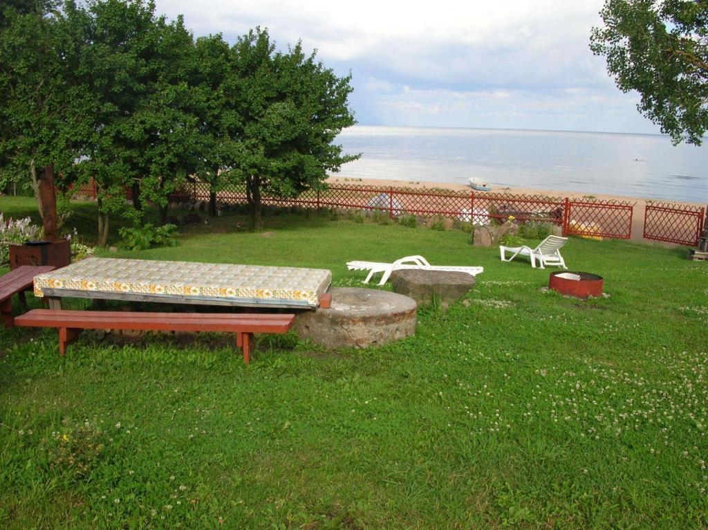 Hostel Laguun Kallaste  Exteriör bild