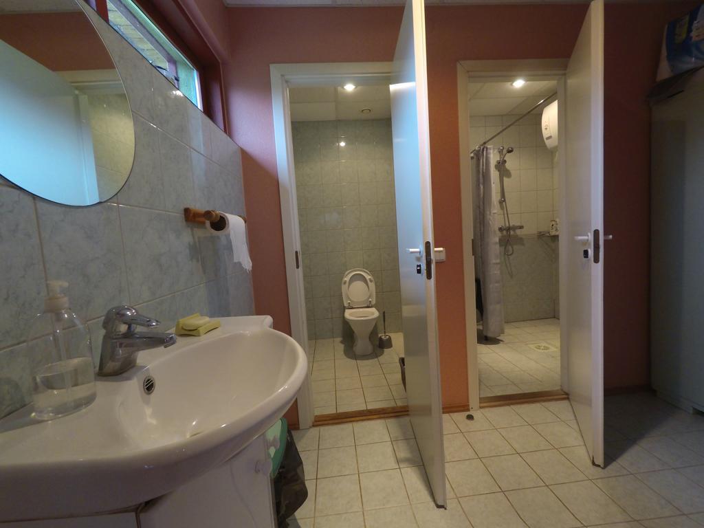Hostel Laguun Kallaste  Exteriör bild